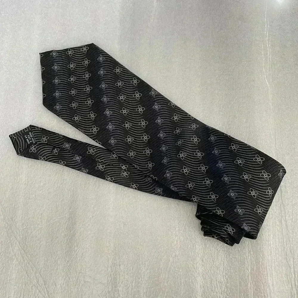 ❤️Last Chance ❤️Colours by Alexander  Julian Gray/Black Hand Made Silk Tie- NWOT